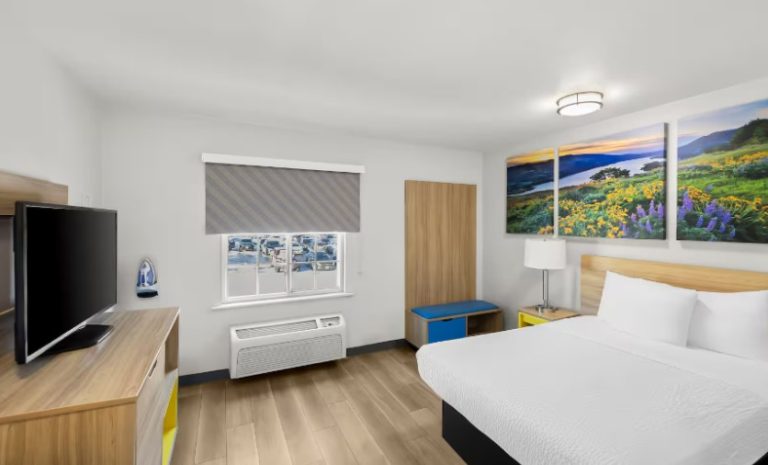 Affordable Hotels For Long Stay Travelers Made Easy