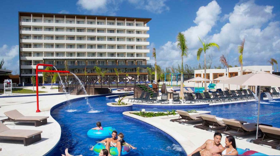 Best Hotels For Family Vacation Packages That Delight
