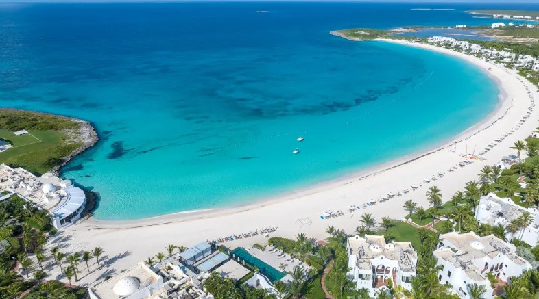 World Class Luxury Resorts With Private Beaches